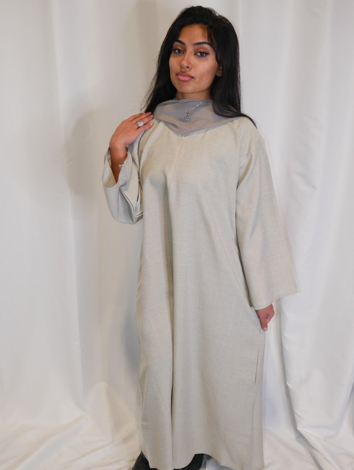 Amira - Beige