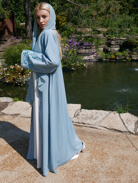 Hana Abaya - Sky
