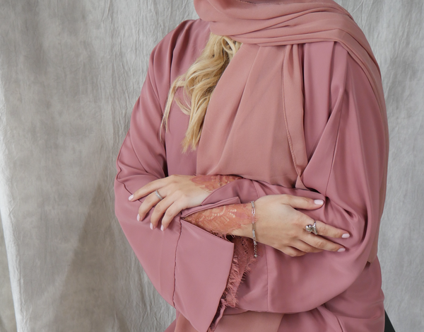 Yara Abaya - Coral Pink