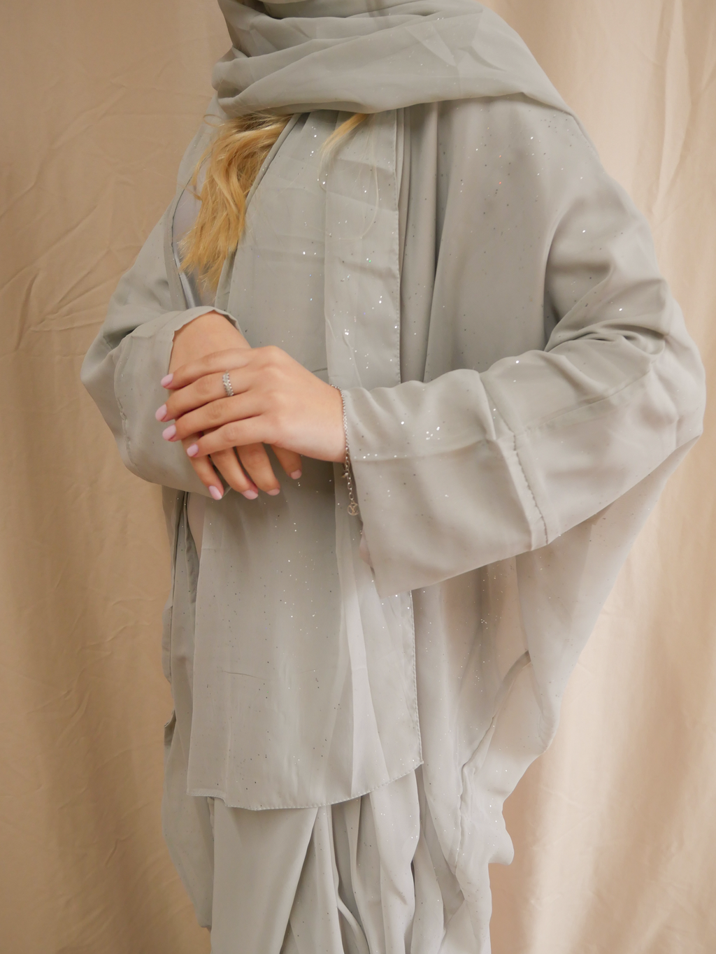 Nura Abaya