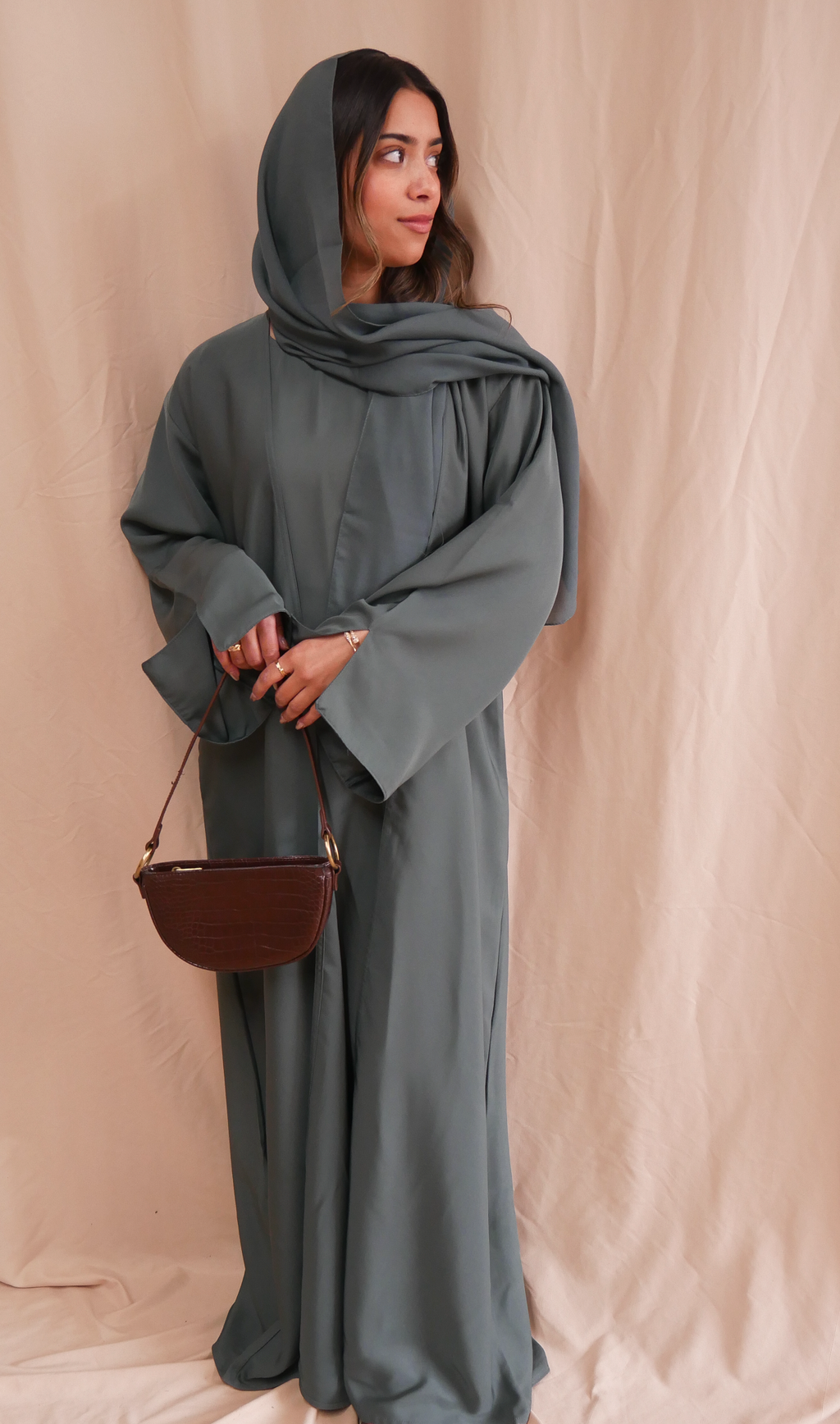 Sana Abaya